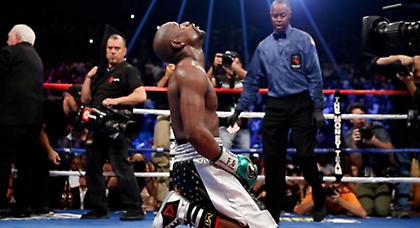 49-0 και τέλος εποχής για τον Μέιγουεδερ