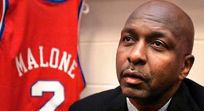 «Έφυγε» ο Μόουζες Μαλόουν!