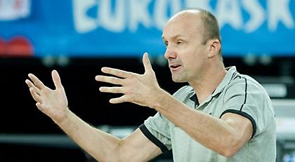 Δεν πάει πουθενά ο Ζντοβτς