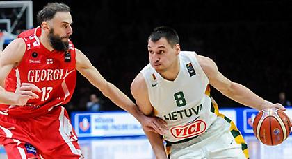 Μια λαμπάδα στον Ματσιούλις