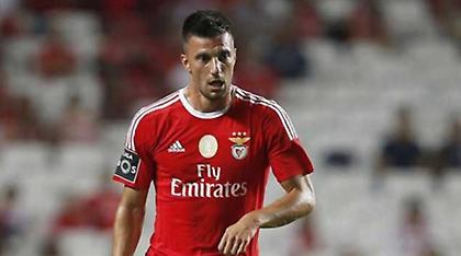 Σάμαρης: «Να παραμείνουμε προσγειωμένοι»