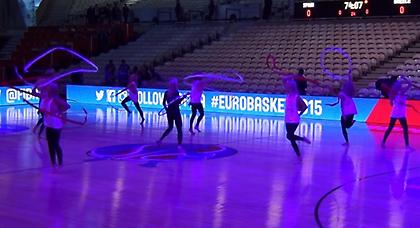 Κορίτσια, μόνα... χορεύουν (Web TV)