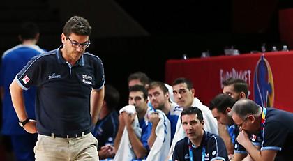 Εθνική στο… mute