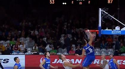 Πλέι μέικερ που τα κάνουν όλα (video)