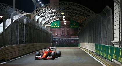 Θρίαμβος Φέτελ, καταστροφή για Χάμιλτον