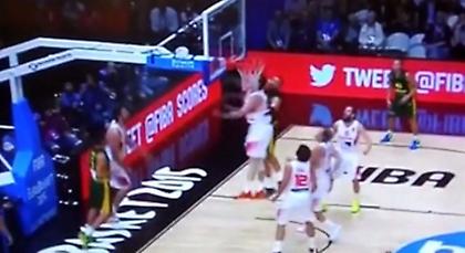 Η φοβερή τάπα του Κλαβέρ στον Βαλαντσιούνας (video)