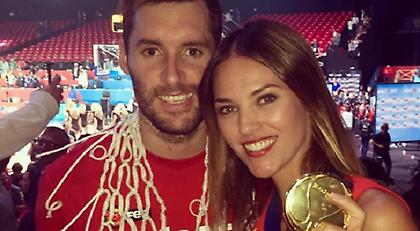 Η πανέμορφη Έλεν καμαρώνει για τον Ρούντι (pic)