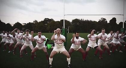 Οι Άγγλοι ειρωνεύονται τους Νεοζηλανδούς για τη Χάκα! (video)