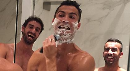 Ξυρίστηκε για δύο ρεκόρ ο Ρονάλντο (pic-vid)