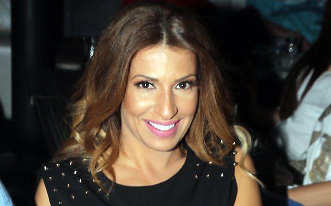 Η Ελένη Χατζίδου ντύθηκε νύφη: Δείτε τις φωτογραφίες που ανέβασε στα social media