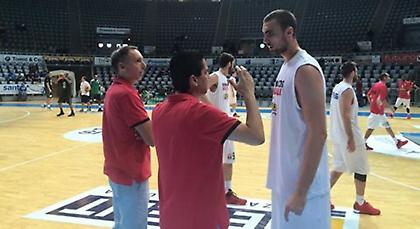 Νίκη με... Νίκολα για Ολυμπιακό