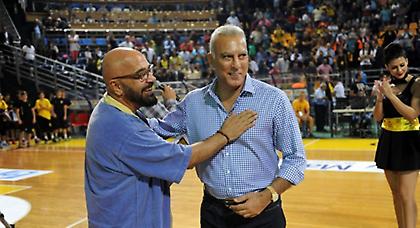 Το τραγούδι του Ζουγανέλη για τον Γκάλη (video)