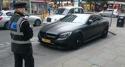 Ο Ντεπάι, η selfie και η κλήση που βρέθηκε στα σκουπίδια