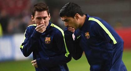 Ο Σουάρες έγινε σοφέρ του Μέσι (pic)
