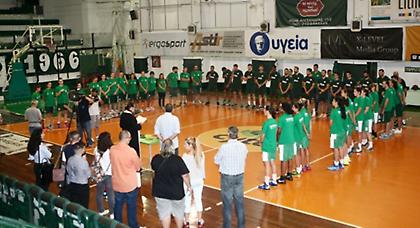 Παρουσιάστηκε και… αγιάστηκε ο Παναθηναϊκός (Pics)