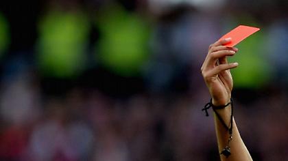 Πεντάλεπτη αποβολή και τέταρτη αλλαγή στα σκαριά