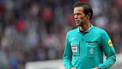 «Τρελάθηκε» ο διαιτητής του Άρσεναλ-Ολυμπιακός