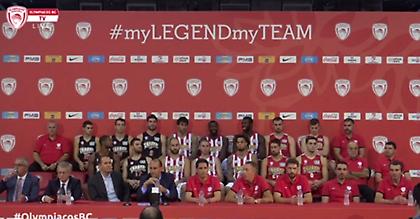 Live streaming: Η παρουσίαση της ομάδας του Ολυμπιακού από το ΣΕΦ