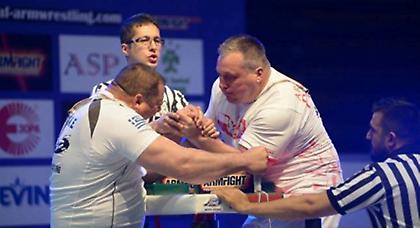 Χρυσό στο Παγκόσμιο Χειροπάλης