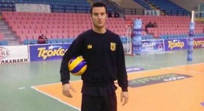 Επίσημα «κυανόλευκοι» Μαυροβουνιώτης, Παπαδημητρίου