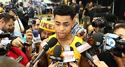 Θέλει διαρκώς δίπλα του τον Κόμπι ο Ράσελ