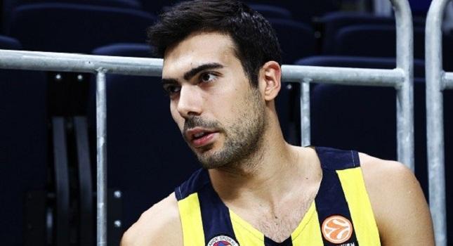 Σλούκας: «Δικαιολογημένη η αντίδραση των οπαδών του Ολυμπιακού»