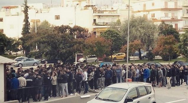 Ουρές για ένα εισιτήριο για το ντέρμπι με Ολυμπιακό (pic)