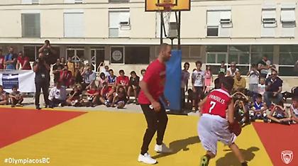 Σπανούλης εναντίον... Σπανούλη (video)