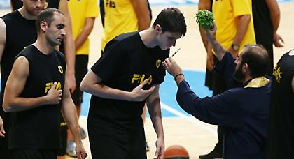 Υπέγραψε στην ΑΕΚ ο Καλαμπόκης