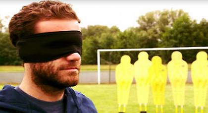 Τι κάνεις (και με κλειστά μάτια) ρε Μάτα; (vid)