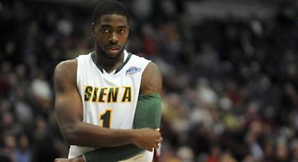 Ένας ριμπάουντερ για την ΑΕΚ