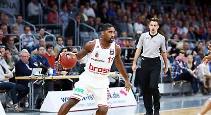 Νίκη για Ζήση και Μπάμπεργκ