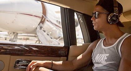 Ο Ρονάλντο ταξιδεύει. Μόνος και άνετος (pics)