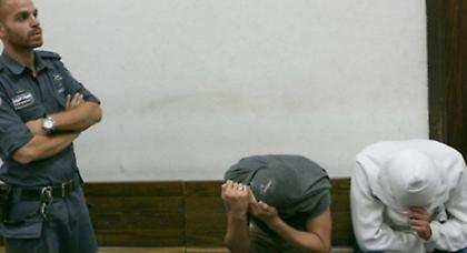 Απίστευτο: Επίθεση σε οπαδό με τσεκούρι! (pic)