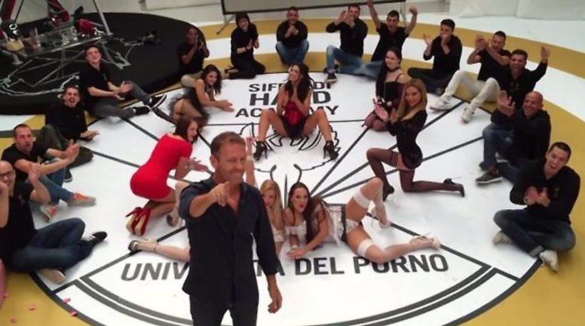 Ο Rocco Siffredi άνοιξε την πρώτη σχολή για... πορνοστάρ