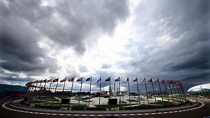 Η βροχή τα έκανε… μούσκεμα