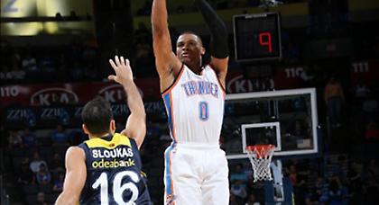 Συντριβή για «Φενέρ», θετικός ο Σλούκας