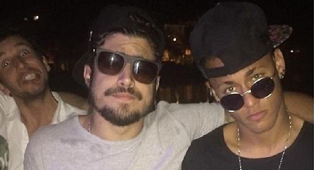 Ο Νεϊμάρ... παρτάρει στο Ρίο (pics)