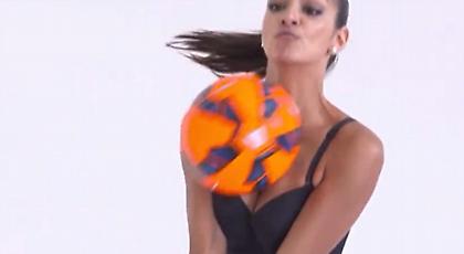 Έτσι θα κάνεις το τέλειο κοντρόλ με το στήθος (video)