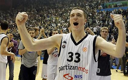 Επιστροφή Άντζουσιτς στην Παρτιζάν