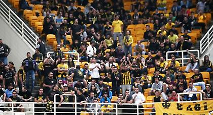 Το πανό των ΑΕΚτζήδων για την κάρτα φιλάθλου (pic)