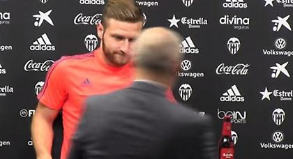 «Μανούρα» για ένα μπουκάλι μπύρα στη Βαλένθια (video)