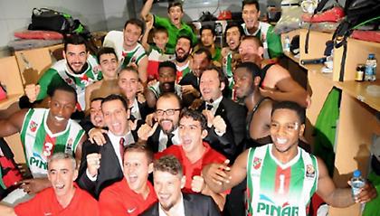 Πανηγυρίζει η Σμύρνη (pic)