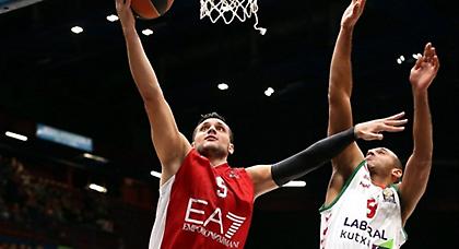 Είδε τον… Χάρο με τα μάτια της η Αρμάνι!