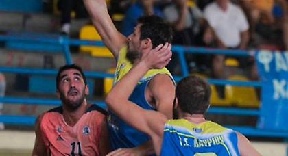 Μπάρλος: «Η ΑΕΚ είναι το φαβορί»