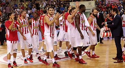 Οι παίκτες του Ολυμπιακού απαντούν γιατί «πέφτει» το Facebook (video)