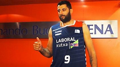 Πάλι σούπερ ο Μπουρούσης και νίκη προ Ολυμπιακού για Λαμποράλ