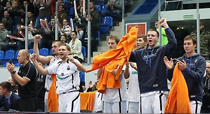 «Πάρτι» της Νίζνι στην Τιφλίδα