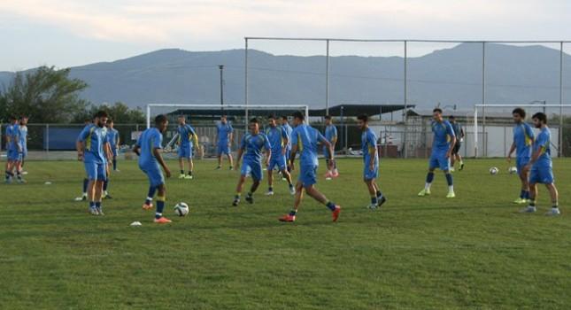 Δυο προβλήματα για Μαντζουράκη