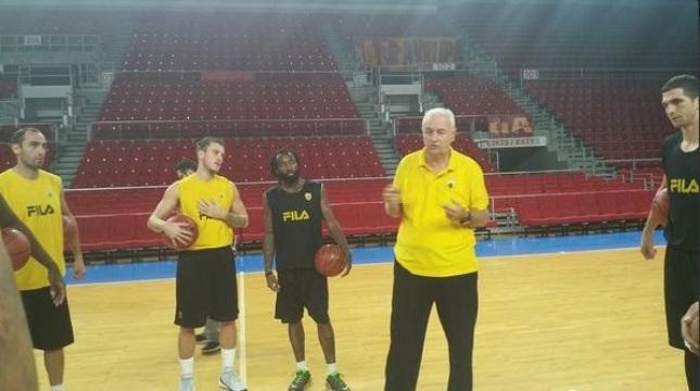 Στην Πόλη η ΑΕΚ (pics)